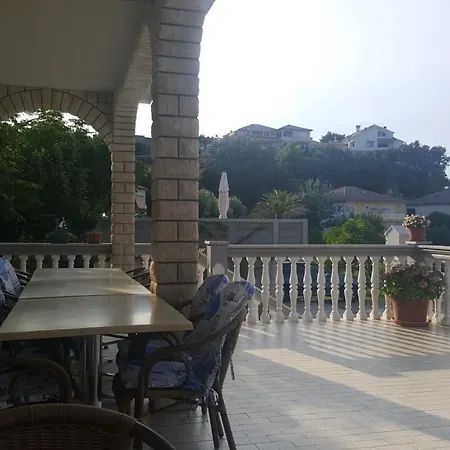Anka Bunic 3* Rab Town