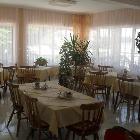 Anka Bunic B&B 라브