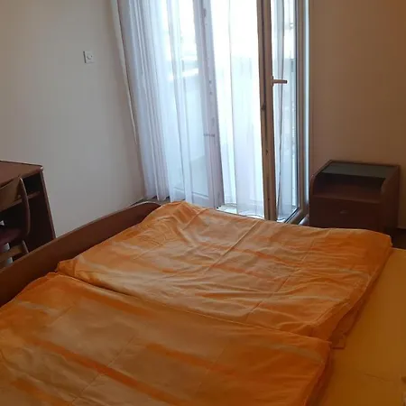 Anka Bunic 3* Rab Town