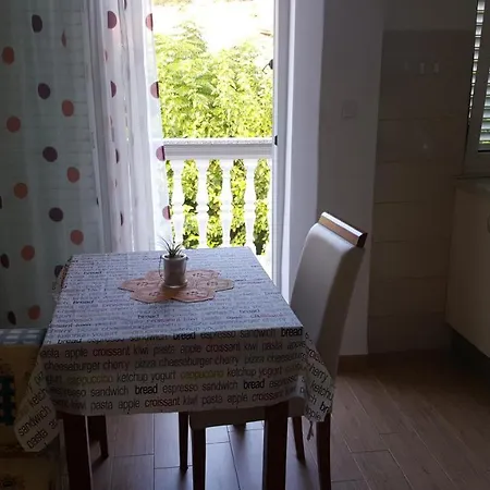 Anka Bunic Bed & Breakfast Rab Town