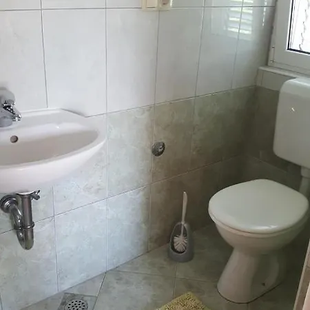 Anka Bunic Bed & Breakfast