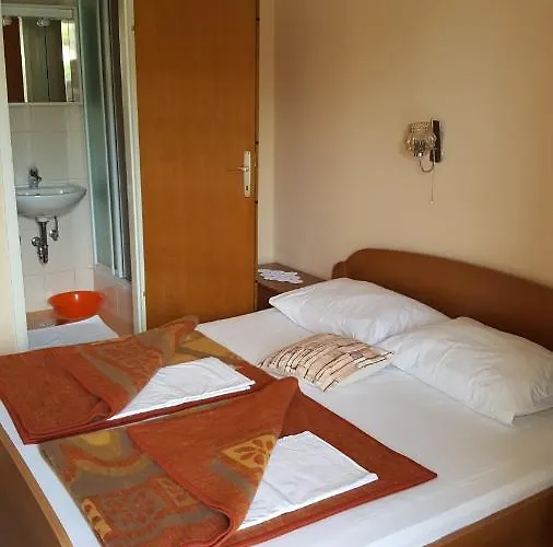 Anka Bunic Panzió Rab Town